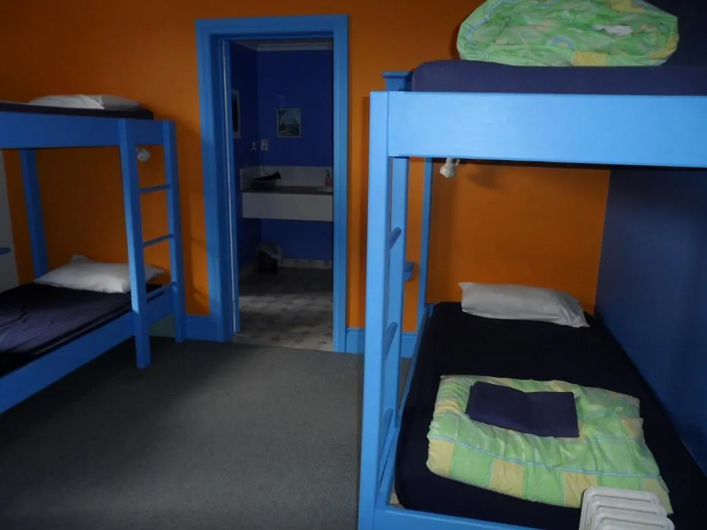 Sequoia alojamiento Backpackers Picton Hostal