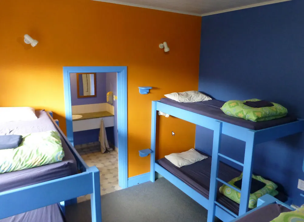 Sequoia alojamiento Backpackers Picton