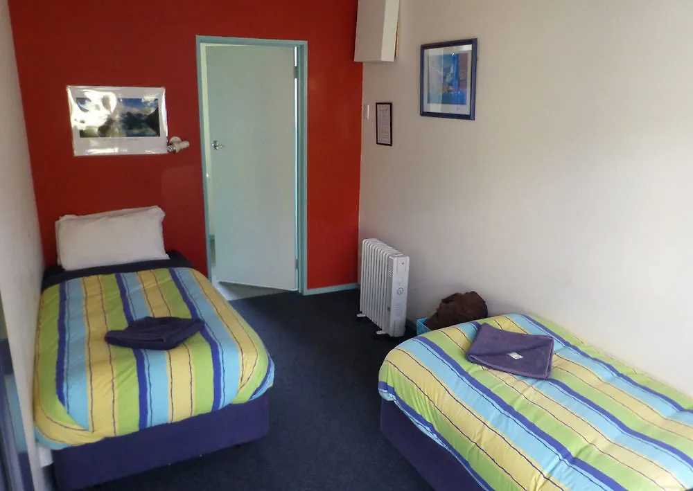 Hostal Sequoia alojamiento Backpackers Picton