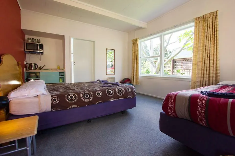Sequoia alojamiento Backpackers Picton Hostal
